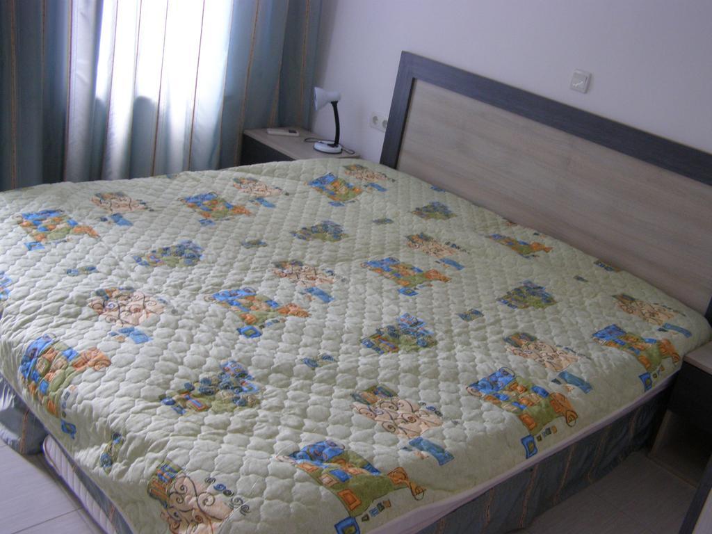 Sveti Nikola Apartment Chernomorets Buitenkant foto